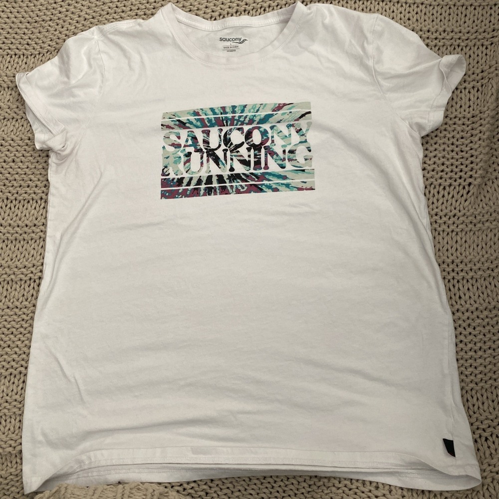 Saucony Running White Women's  Rested T-shirt Tee Large